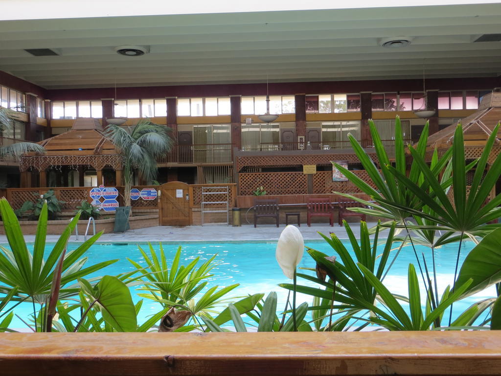 Clarion Inn Conference Center 모데스토 외부 사진