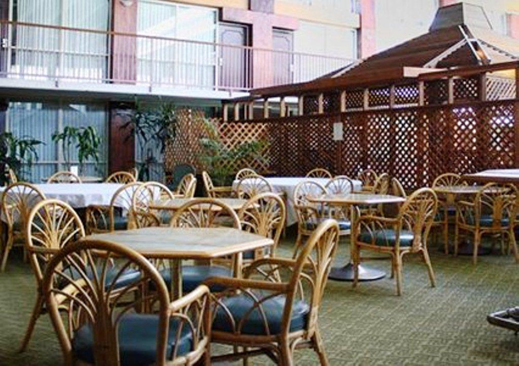 Clarion Inn Conference Center 모데스토 외부 사진